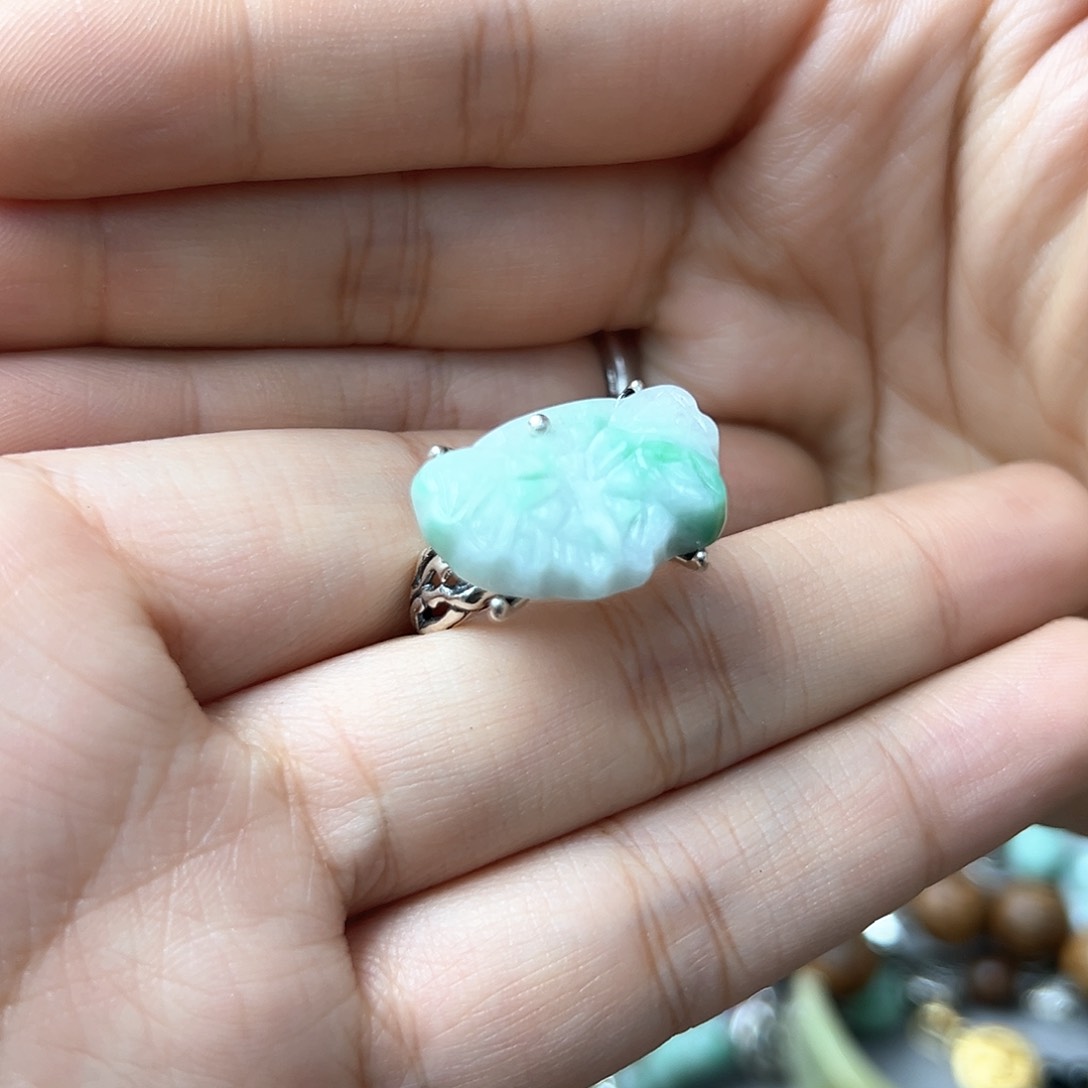 翡翠手链未镶嵌炸