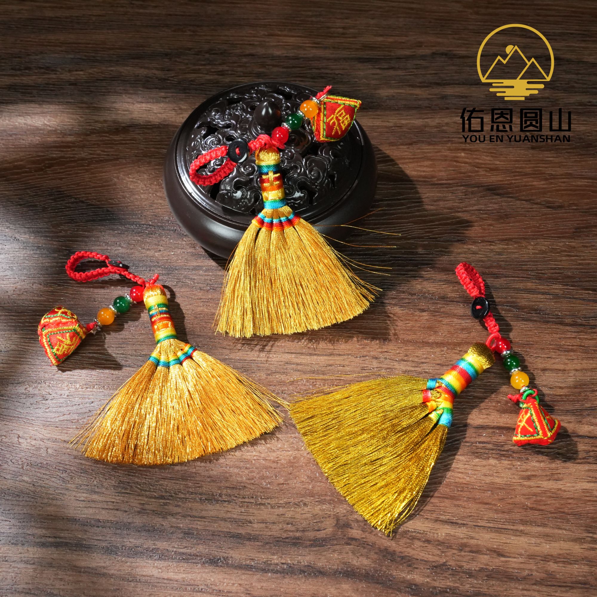 圆山精品佑恩设计金扫把配饰（拍一个 发一个）