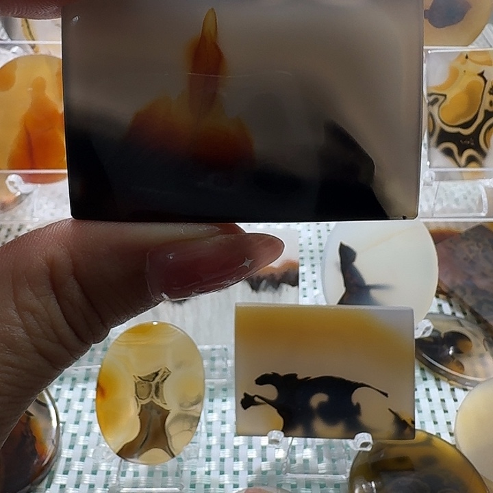 睦***风未镶嵌项链玛瑙/玉髓