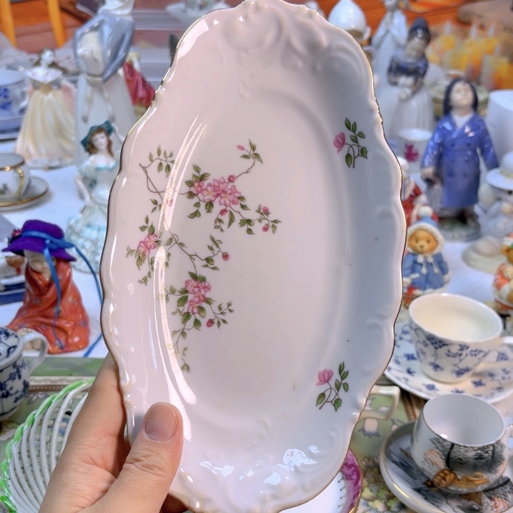 摆件欧洲中古瓷器好看冲鸭！