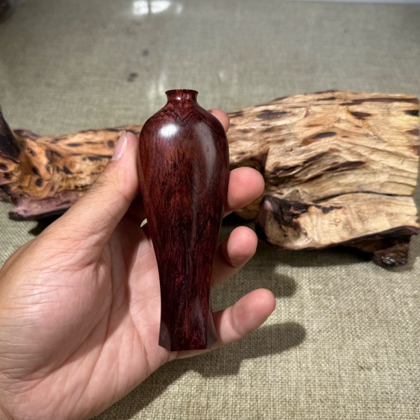 海南黄花梨紫油梨旗袍瓶LXQ2