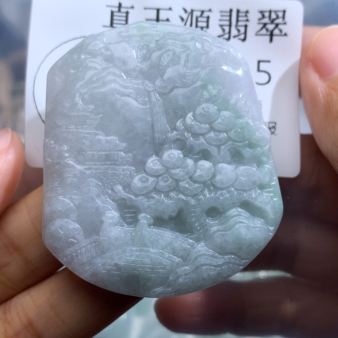 翡翠未镶嵌颈饰515