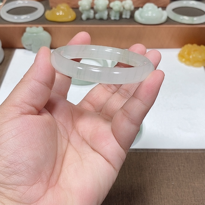 石英质玉手镯未镶嵌福***喵