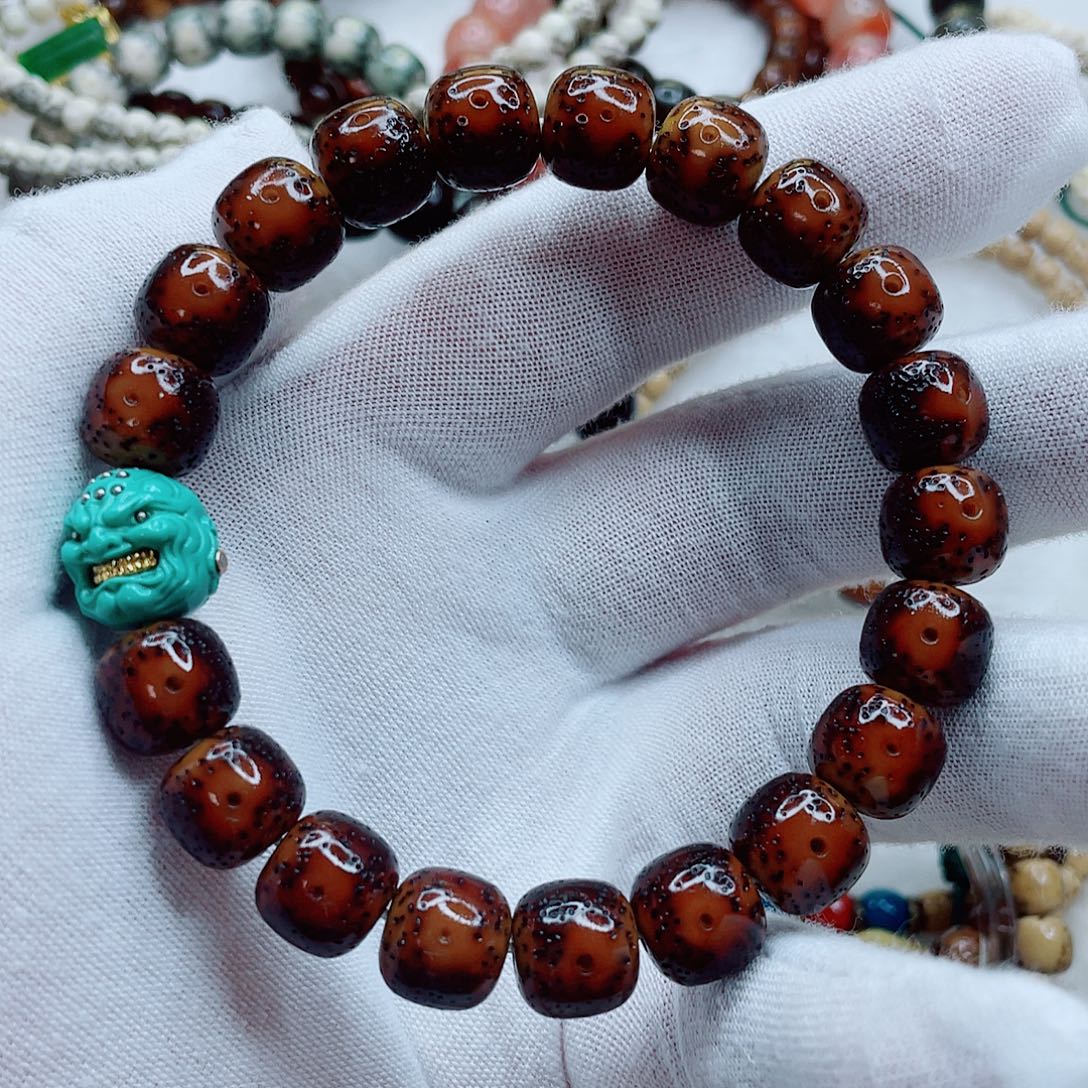 手串星月菩提防拍卡车