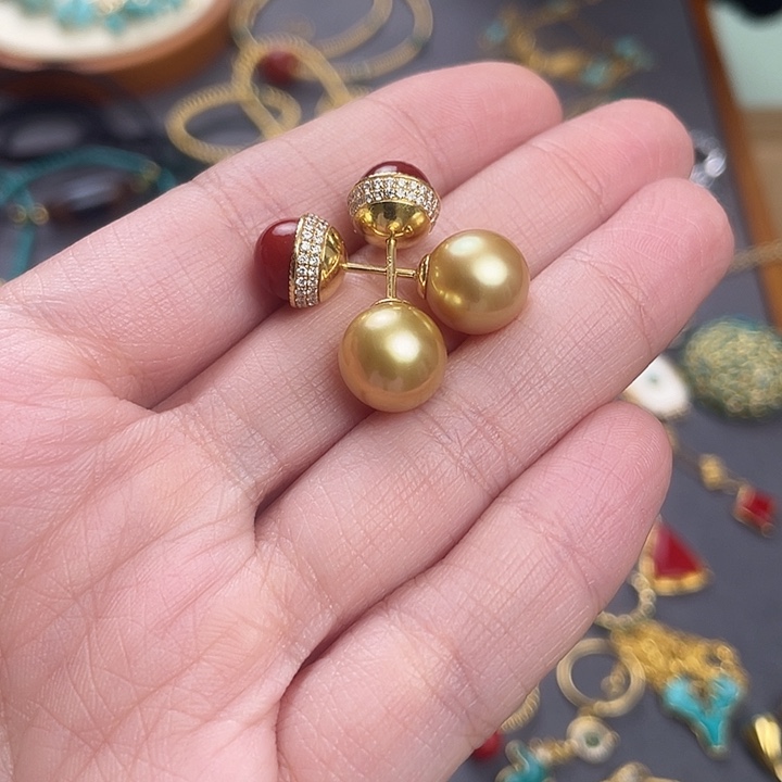 南红玛瑙18K金镶嵌耳饰