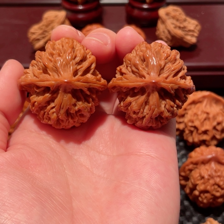 把件文玩核桃三**岳野生皇冠王