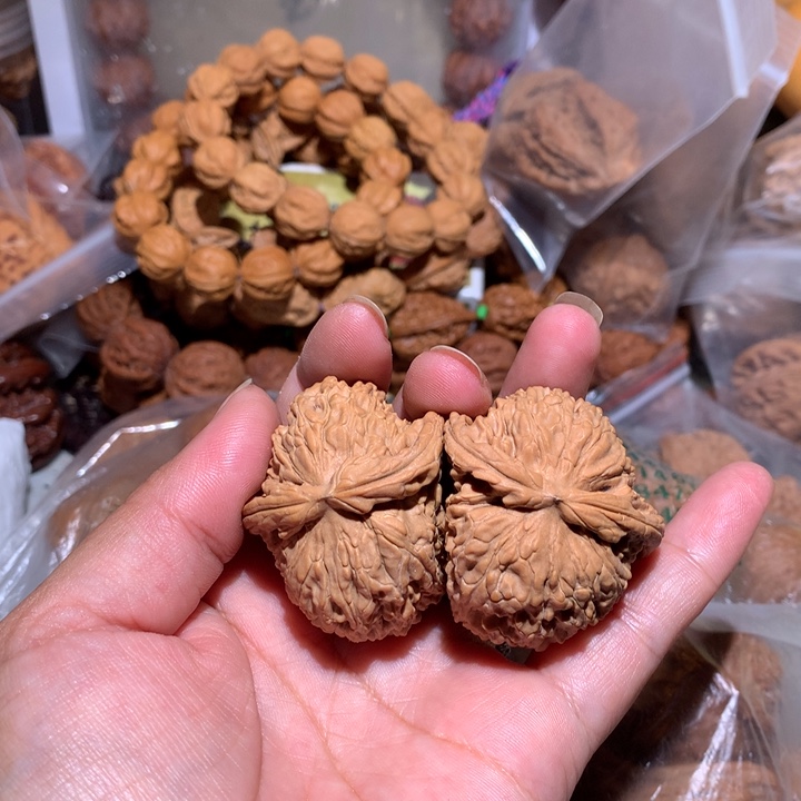 一***李手串/手链核桃白狮子半壁