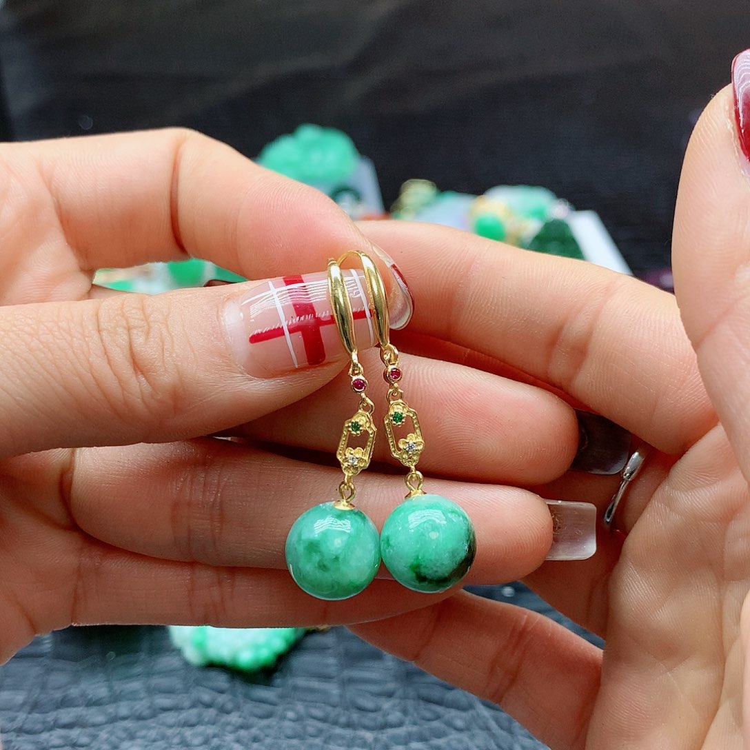 【闪购商品】翡翠耳饰未镶嵌h，