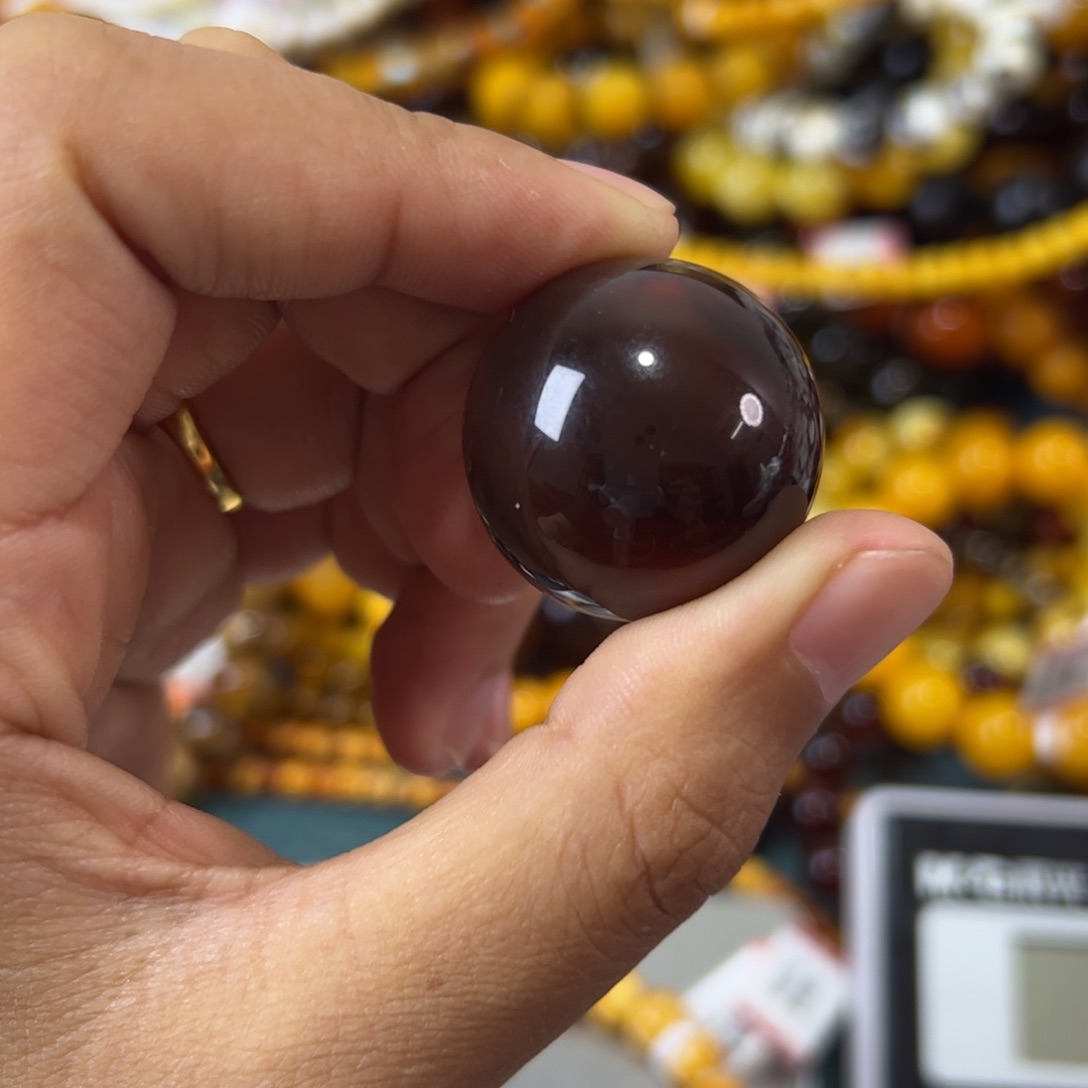 未镶嵌琥珀珠宝奇石332