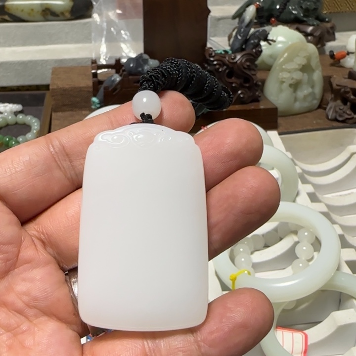 和田玉挂件未镶嵌芳*地