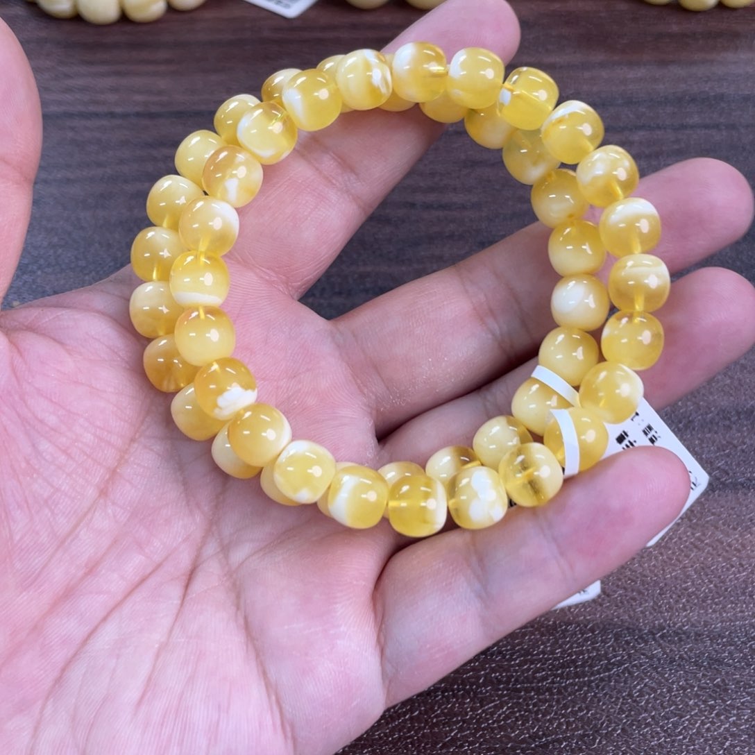 未镶嵌琥珀裸石115多样性发其一