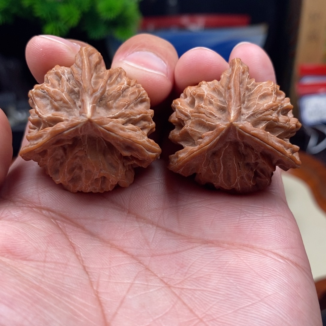 把件文玩核桃盘山三棱36