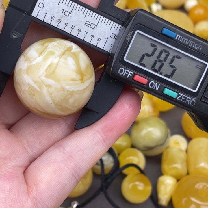 琥珀裸石未镶嵌微瑕886
