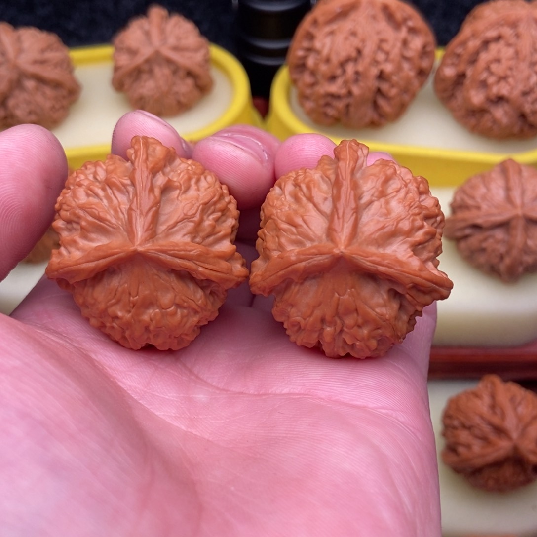 文玩核桃把件金锭元宝三棱35