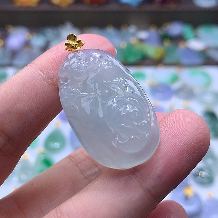 翡翠未镶嵌颈饰翡翠