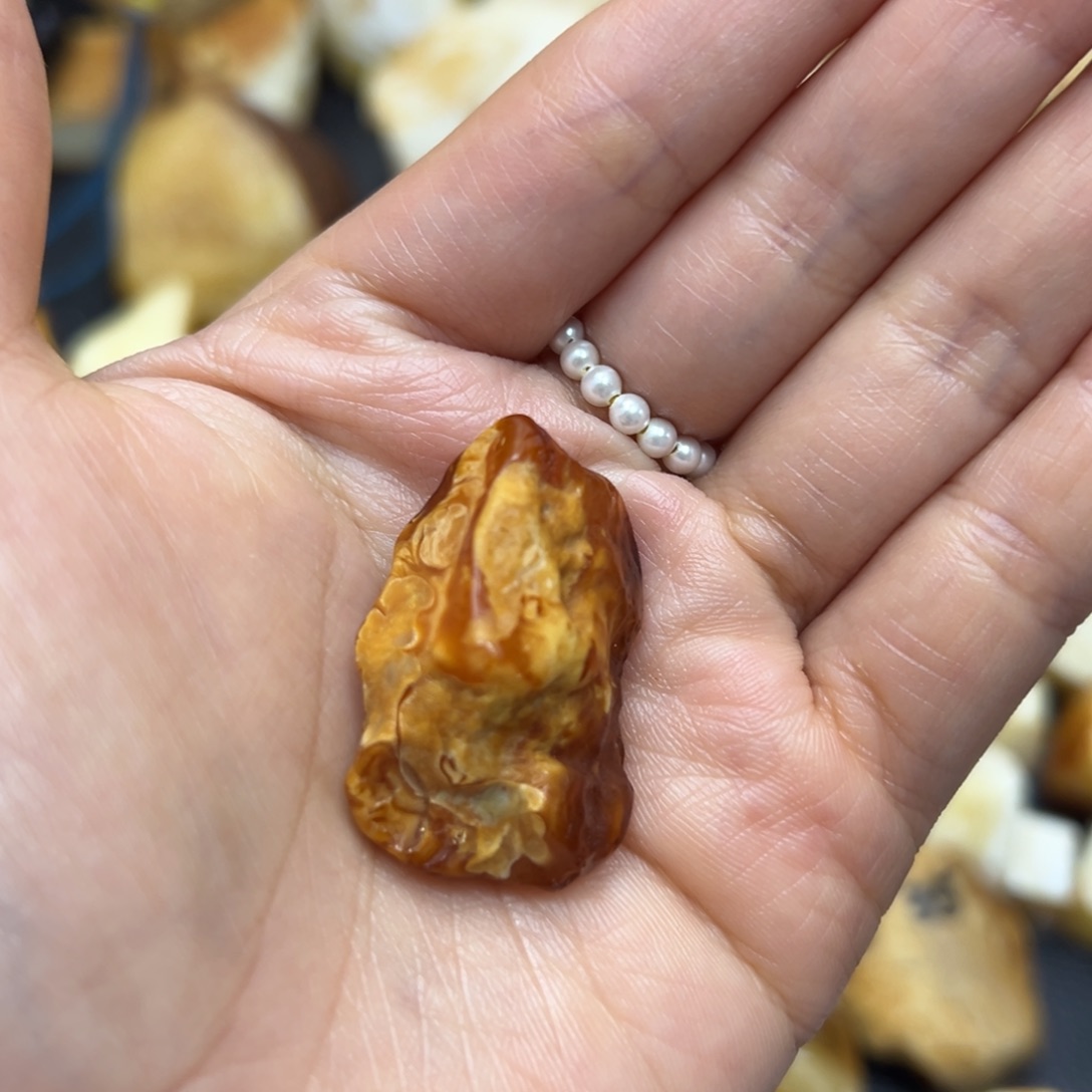 定制琥珀未镶嵌蜜蜡