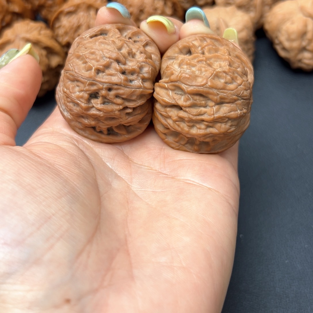 c**F42尺寸精品磨盘狮子头