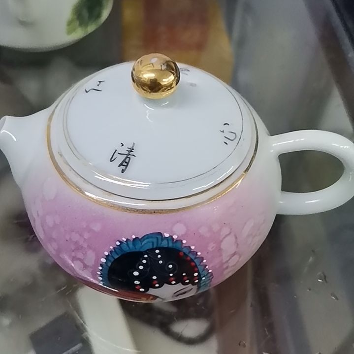 壶清*瑶粉彩人物侧把壶一只手工手绘