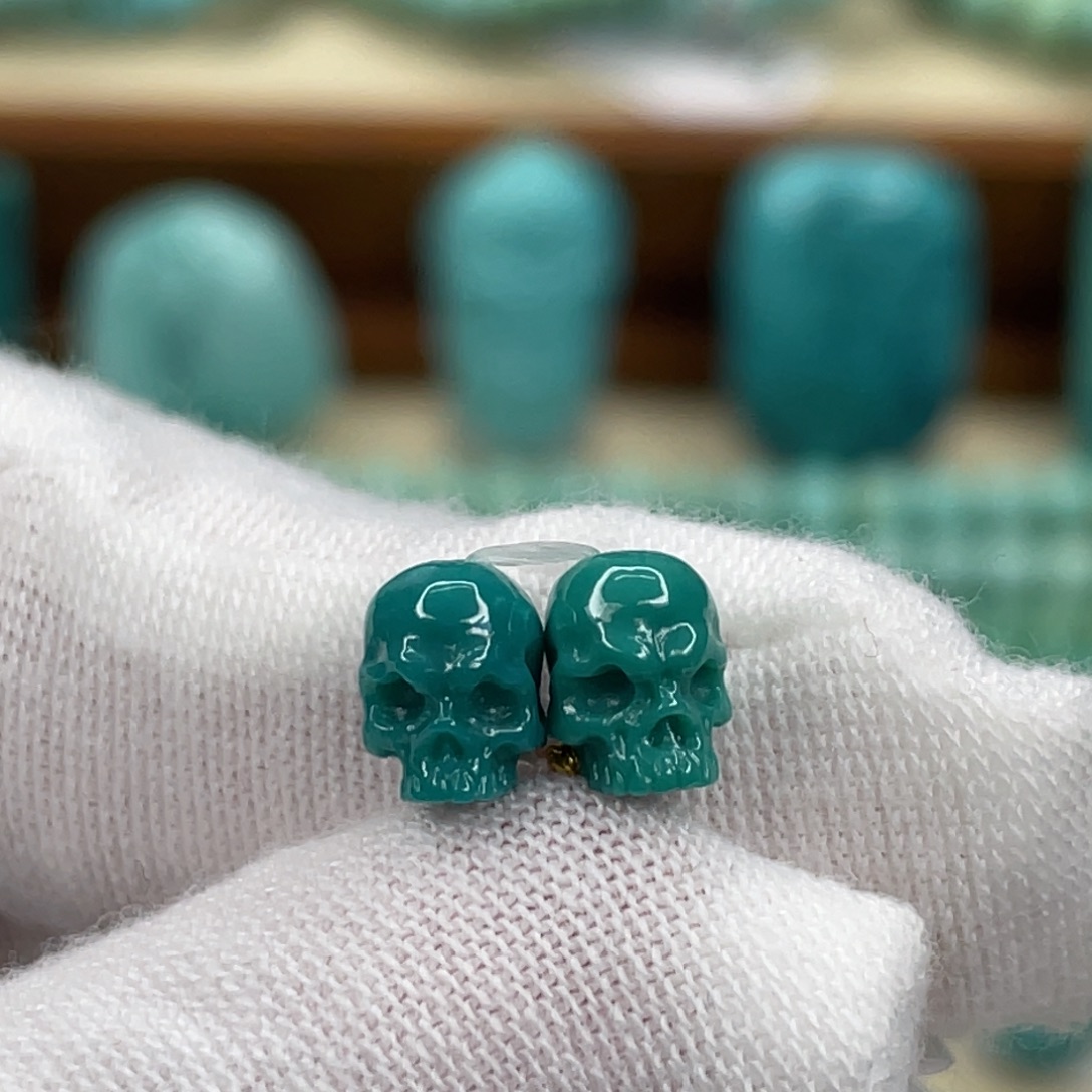 绿松石未镶嵌挂件