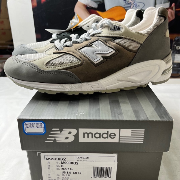 A2524 NEW BALANCE M990XG2 42码数运动鞋 直播微瑕疵 无售后
