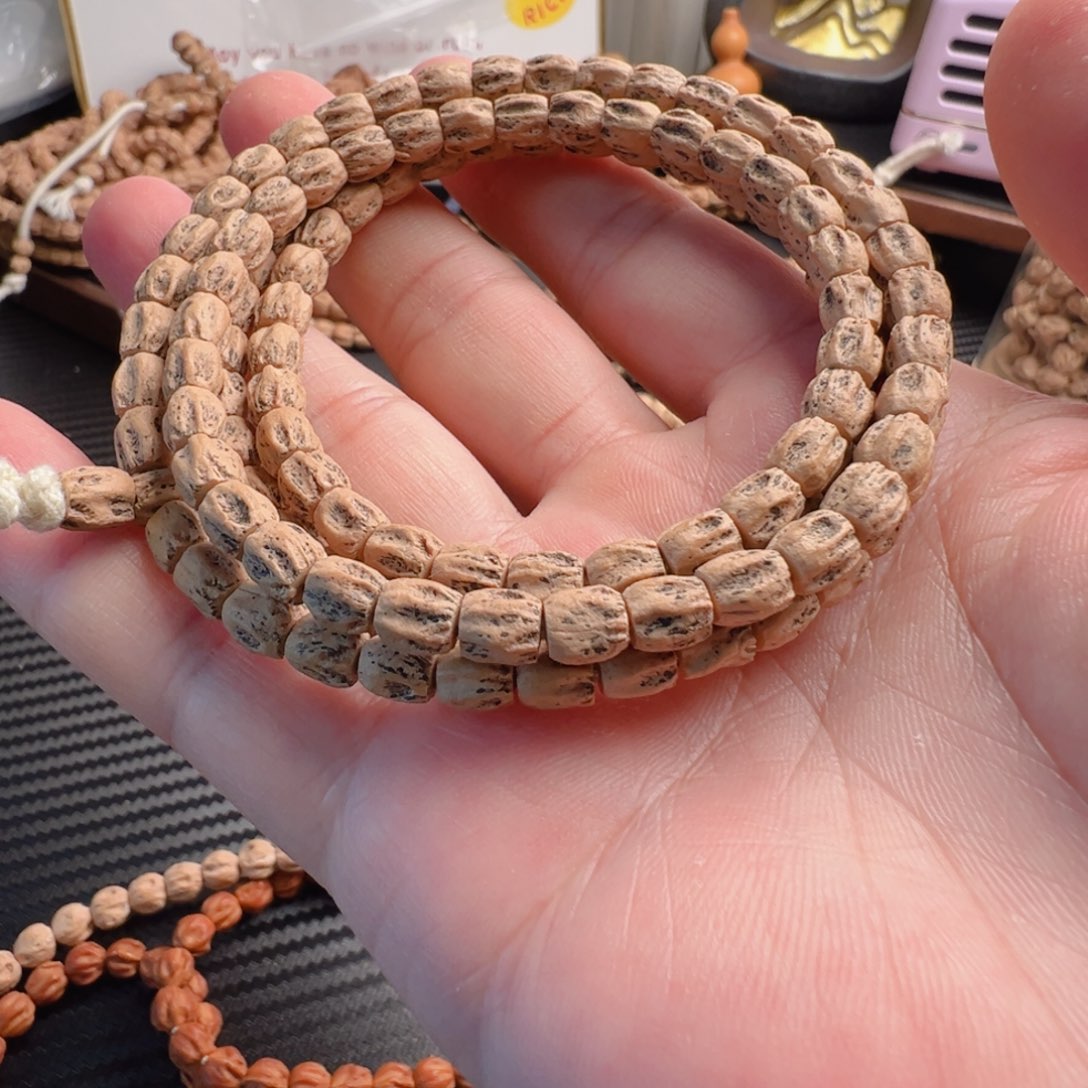 柏香籽/百香籽吊坠