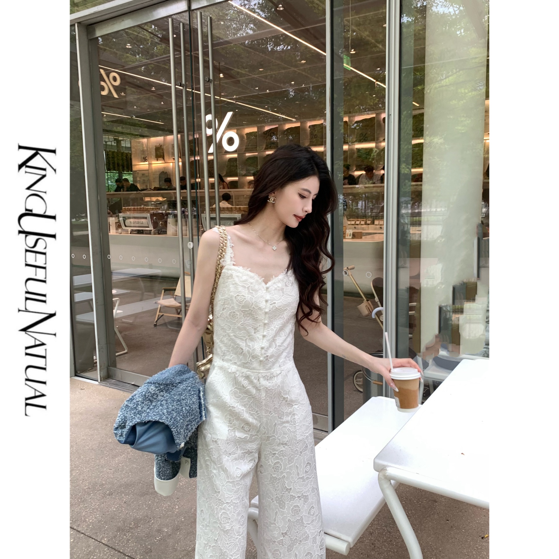 KUN【艺术家】定织光感 镂空绣花精美自带光泽感白色直筒背带裤子