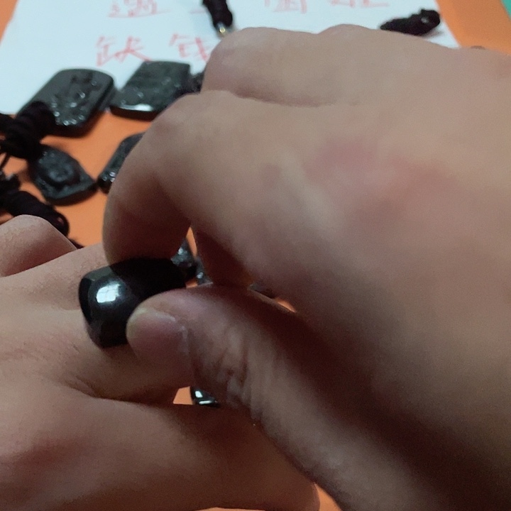 翡翠颈饰未镶嵌九***蓝