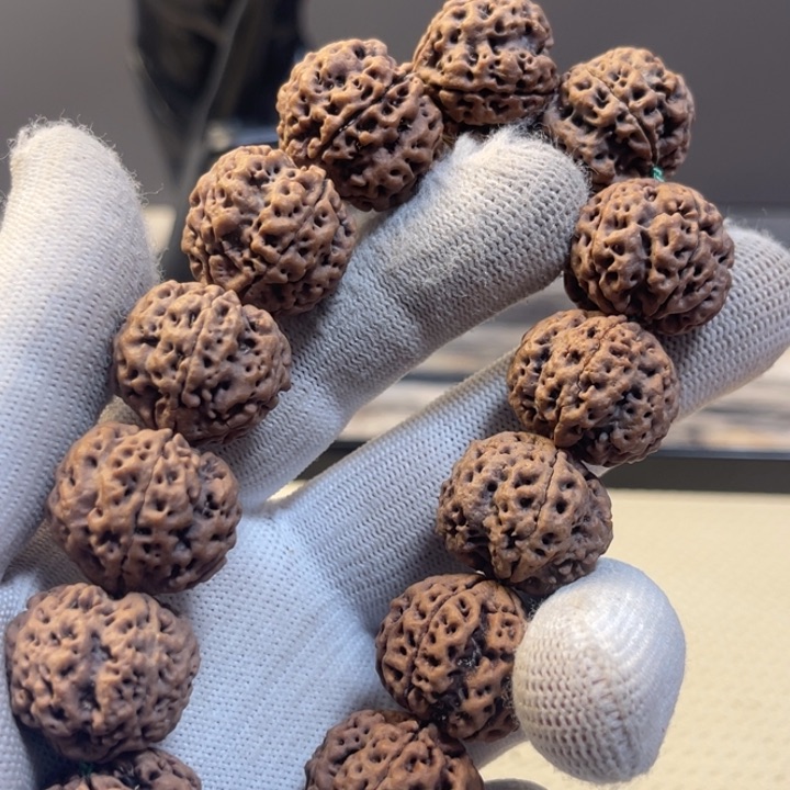 金刚菩提吊坠微药包肉