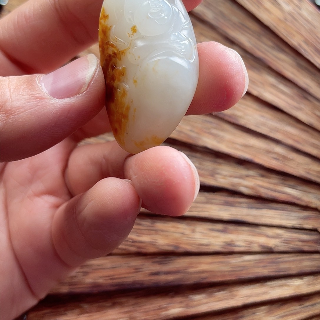 和田玉吊坠(不含链)未镶嵌山料