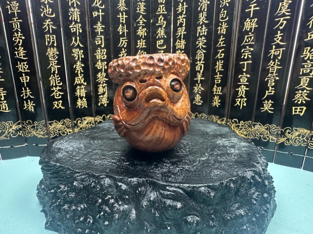 意大利石楠木烟斗（金鱼）雕刻斗