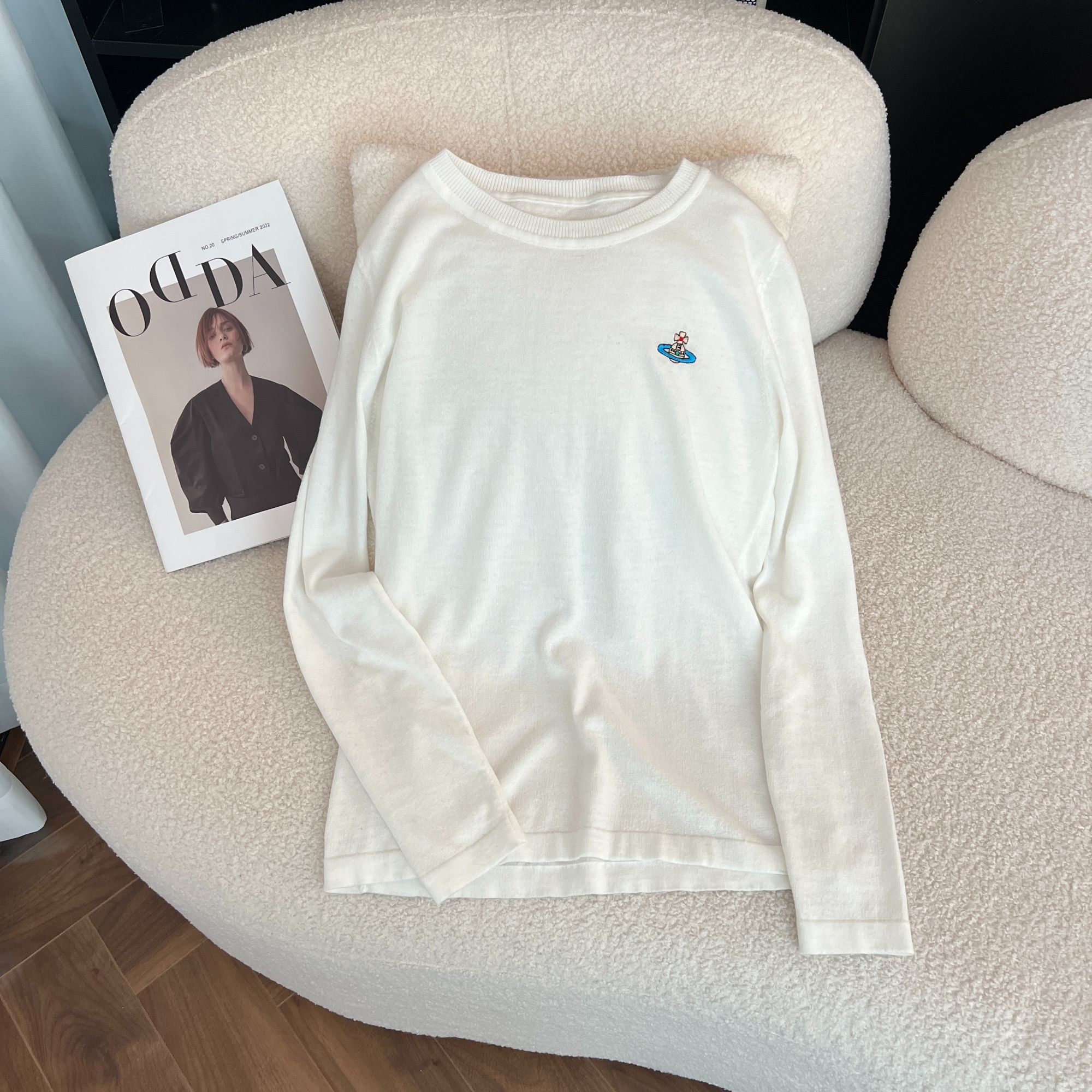 春秋季圆领长袖针织衫女高级感薄款刺绣修身显瘦内搭2501034