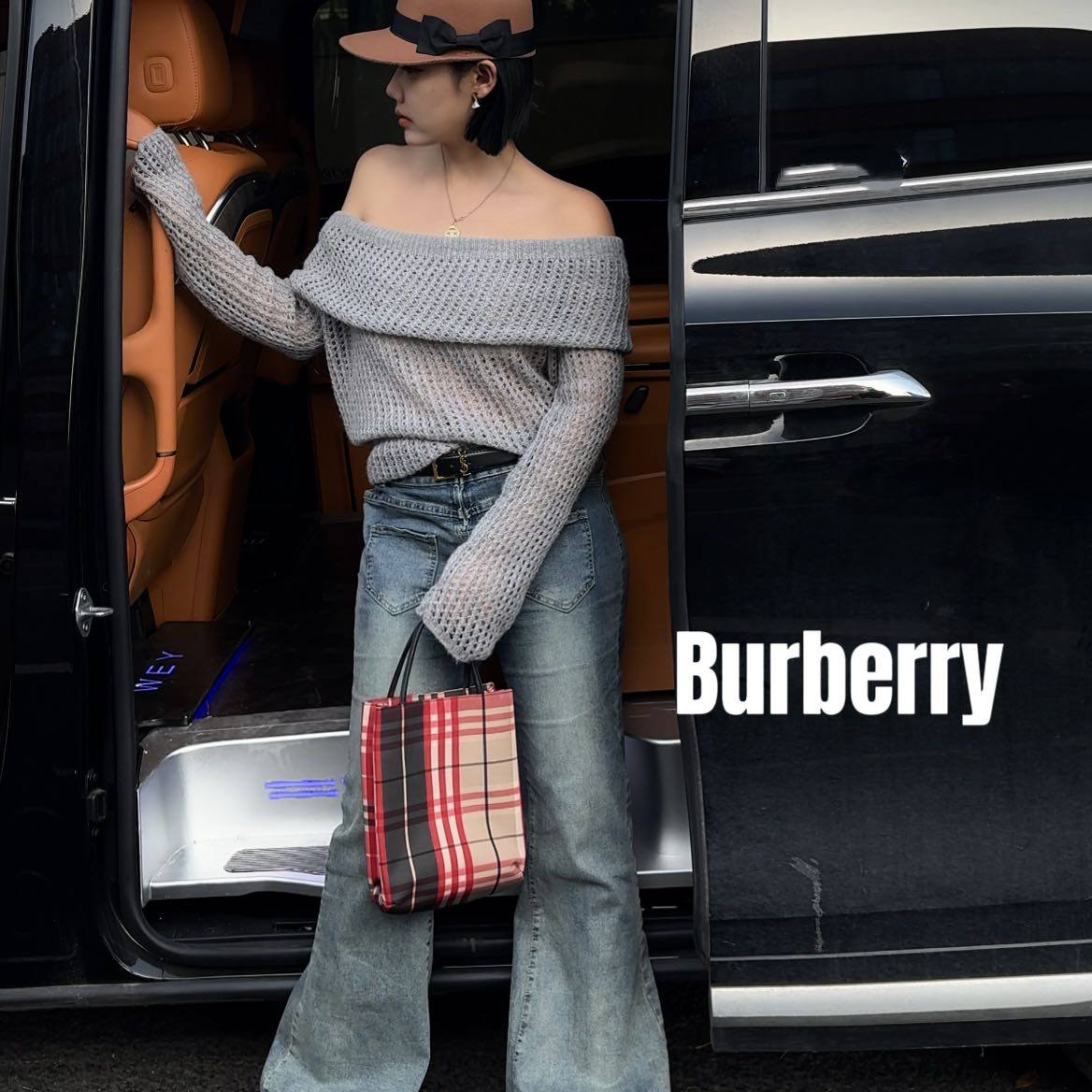 修复品619482/BURBERRY/博柏利英伦格红色琴谱包