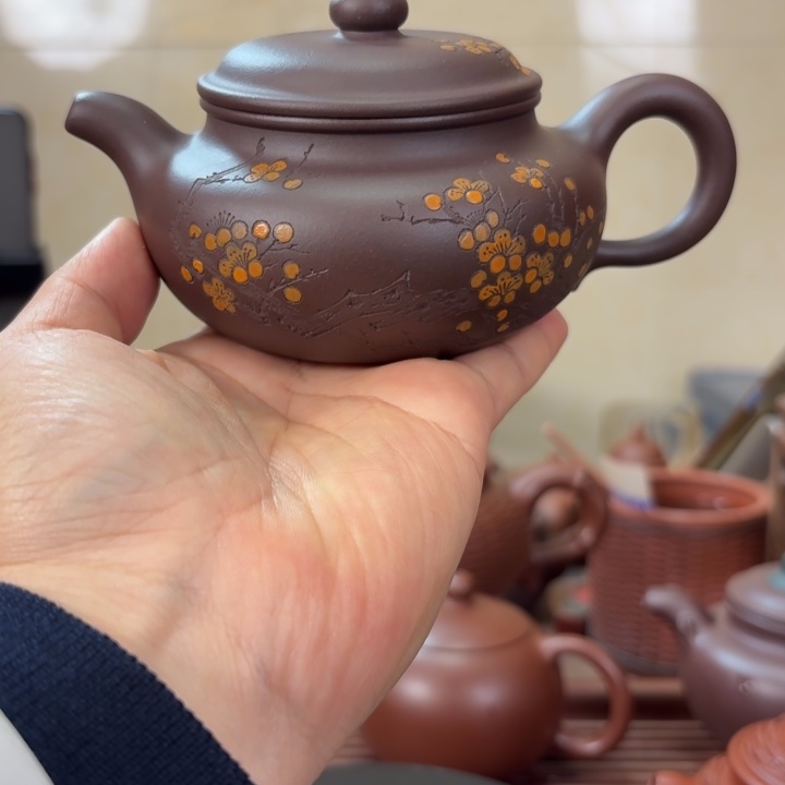 紫砂茶壶宁****5梅花仿古