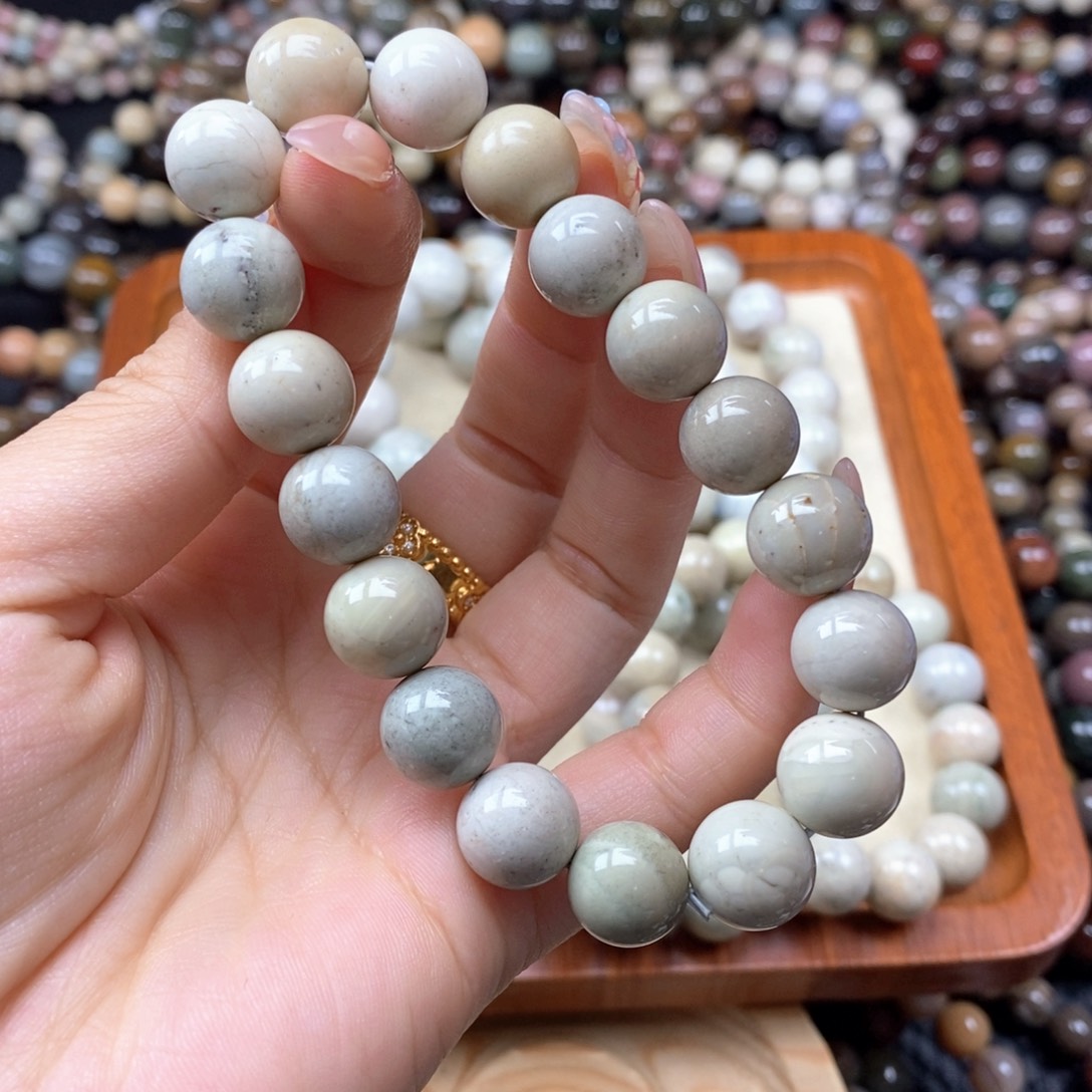 石英质玉未镶嵌手串啾*酱