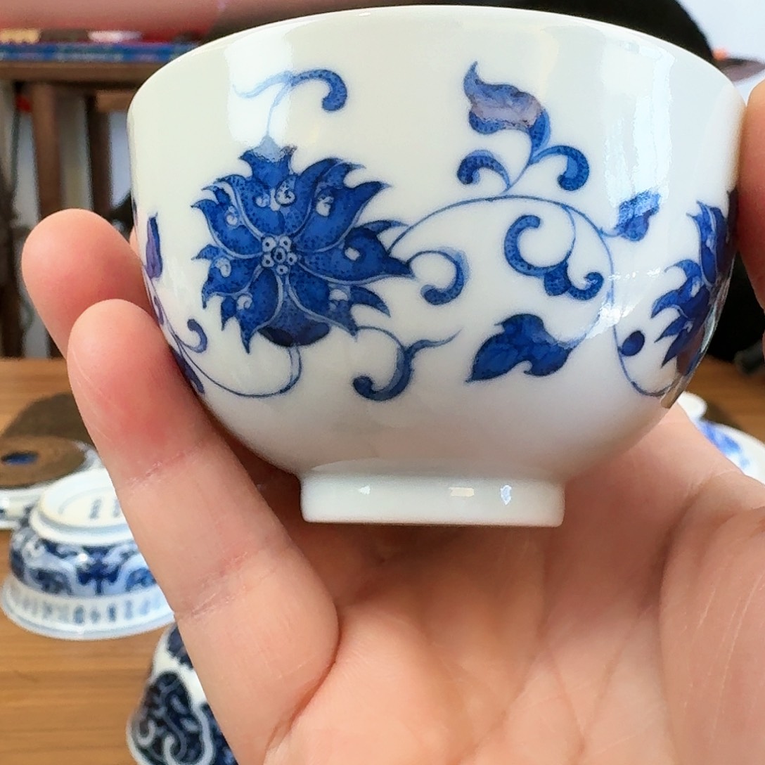 杯漂亮的福利杯杯