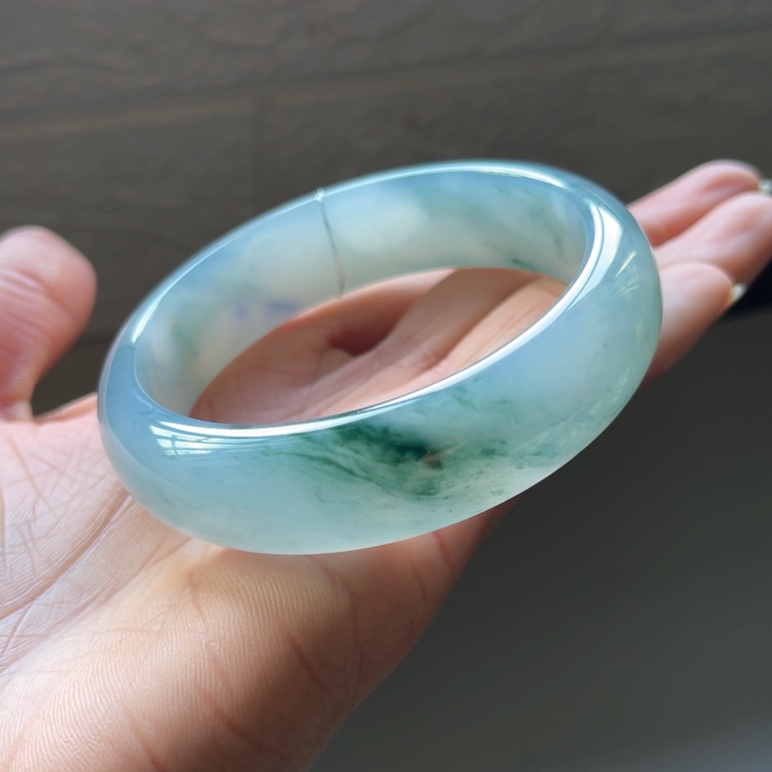 翡翠手镯未镶嵌59.2圈三天鉴赏期