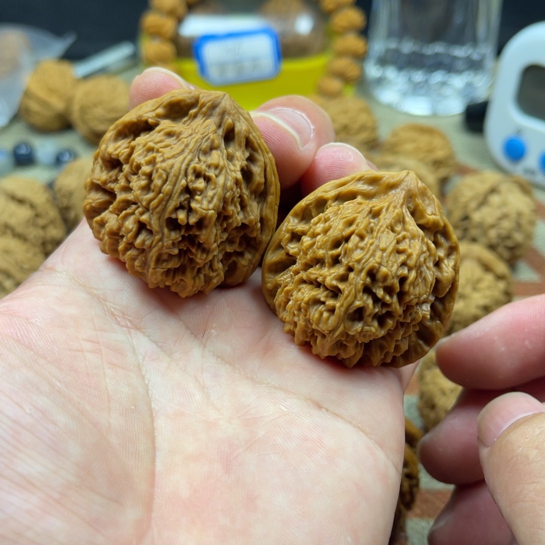 核桃把件40全品三角南疆