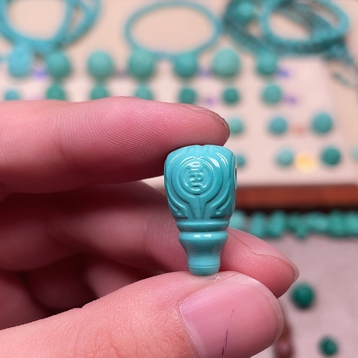 云见家匠心雕刻配饰，尺寸11.3