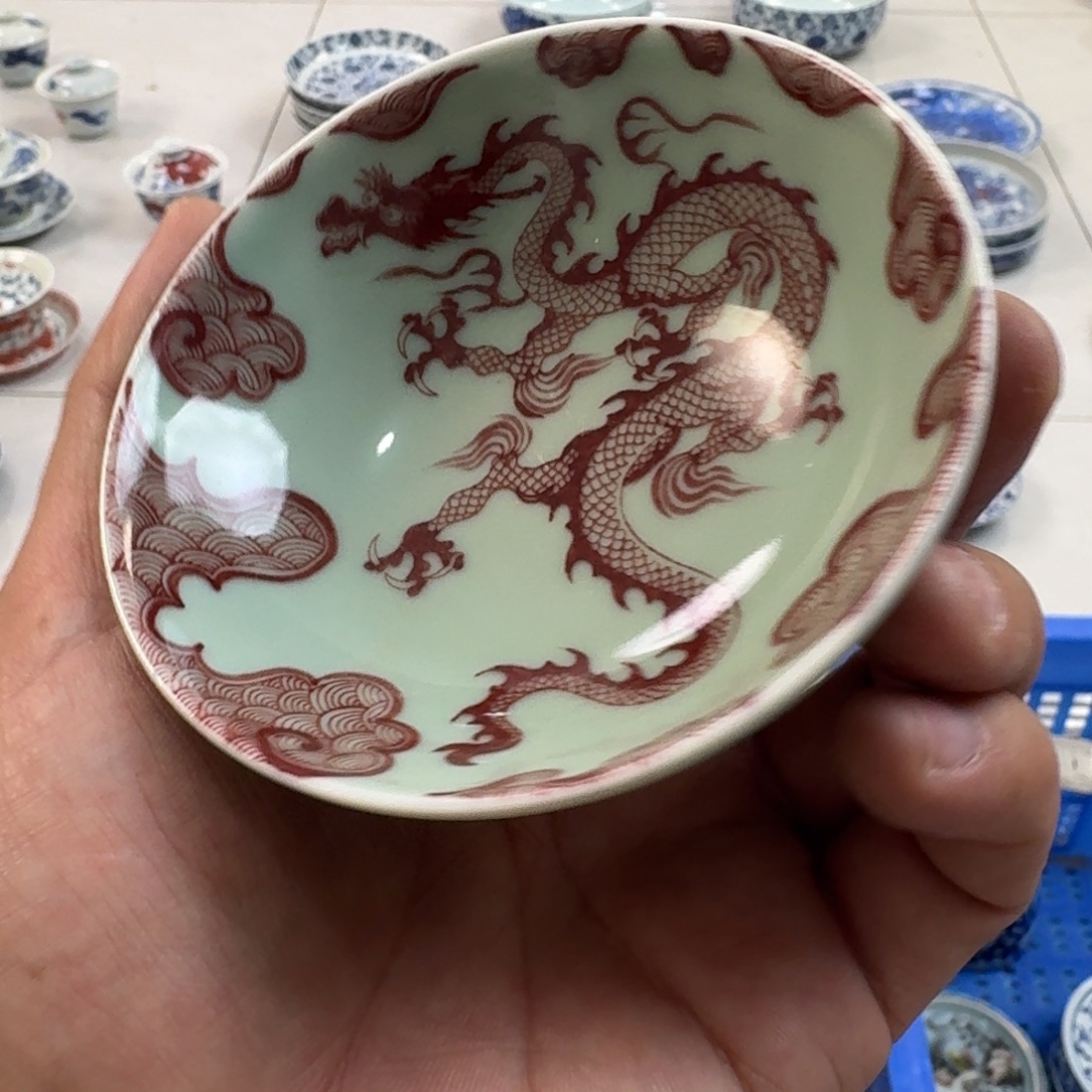 杯清釉釉里红穿云龙普洱杯