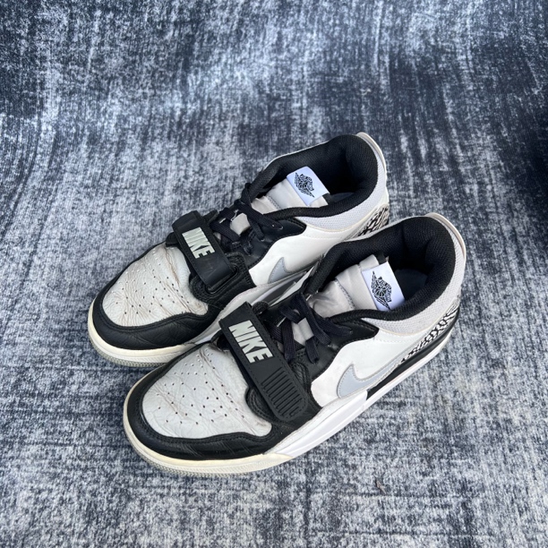 95新 MM6 41码 aj312 灰色 无原盒 鞋底磨损小 