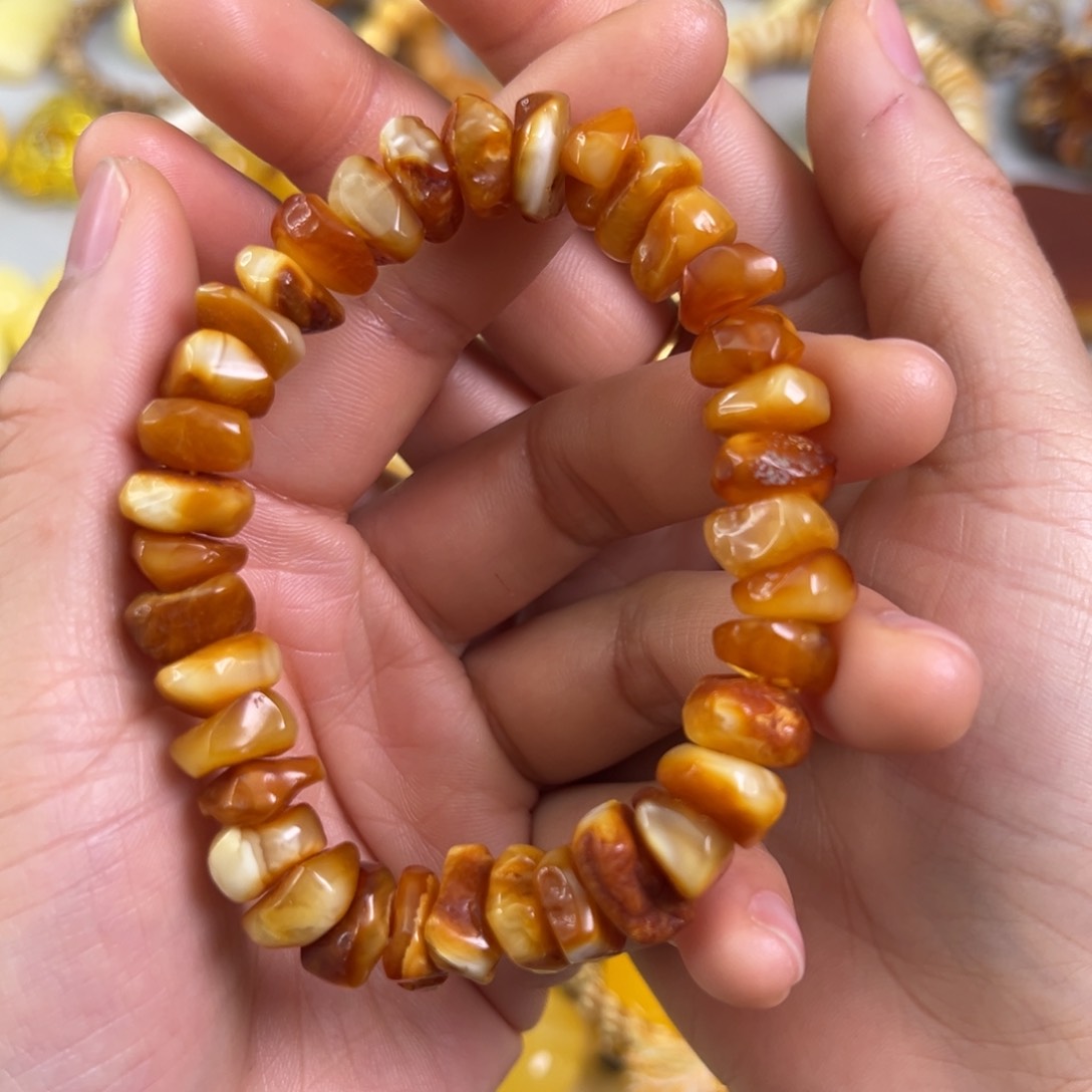 蜜蜡裸石未镶嵌蜜蜡