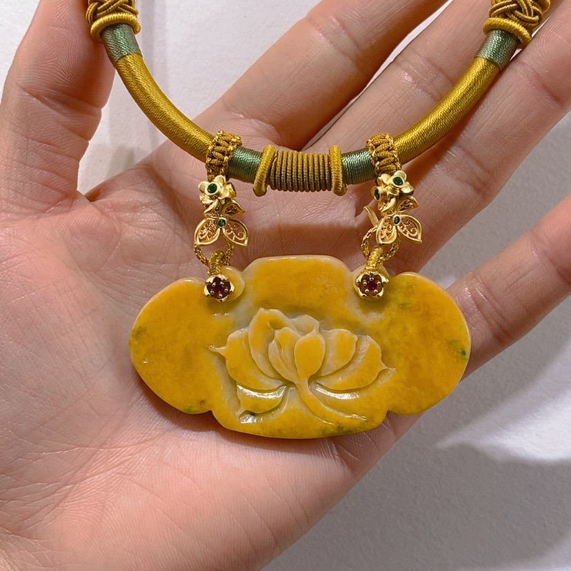 【闪购商品】颈饰未镶嵌翡翠