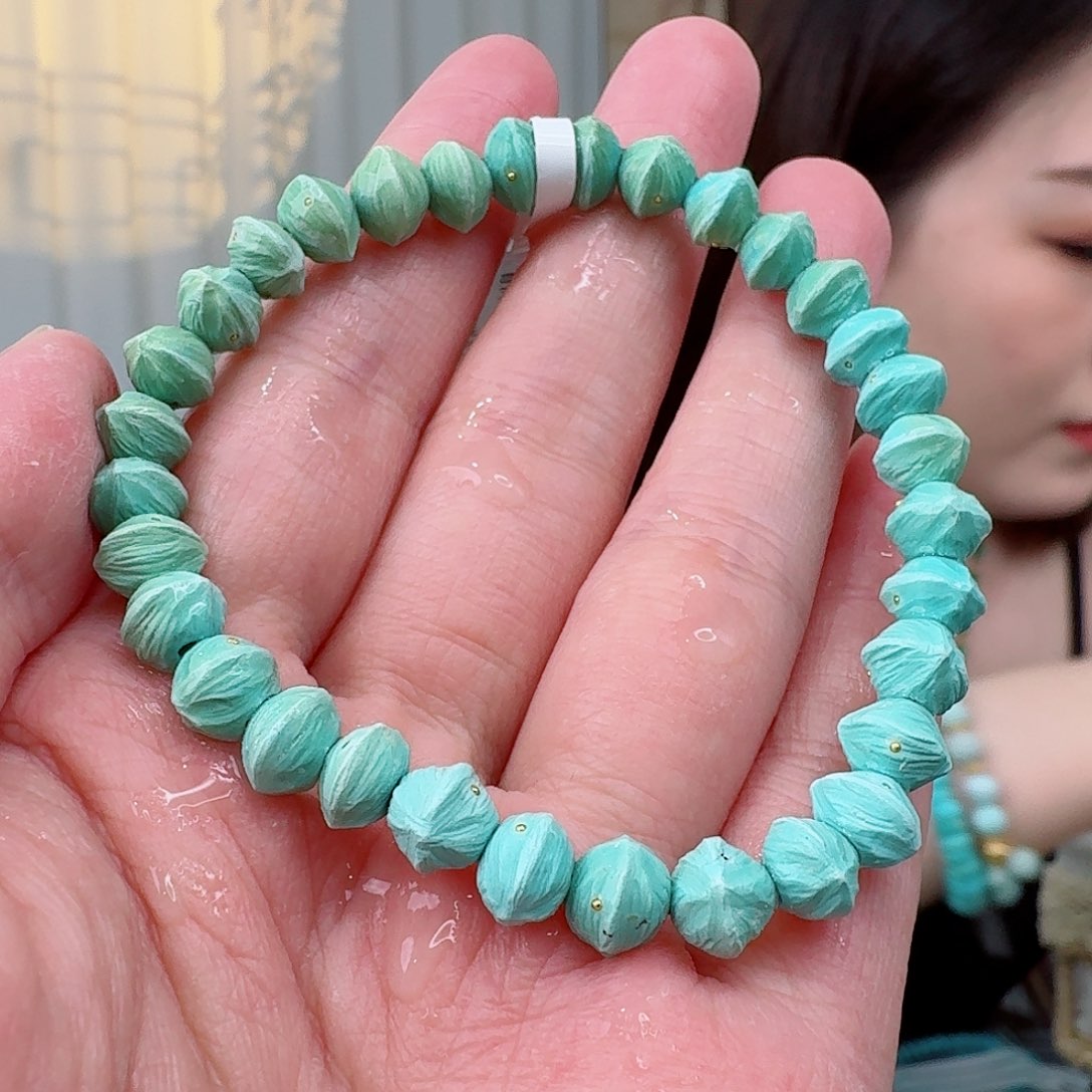 未镶嵌绿松石珠宝奇石