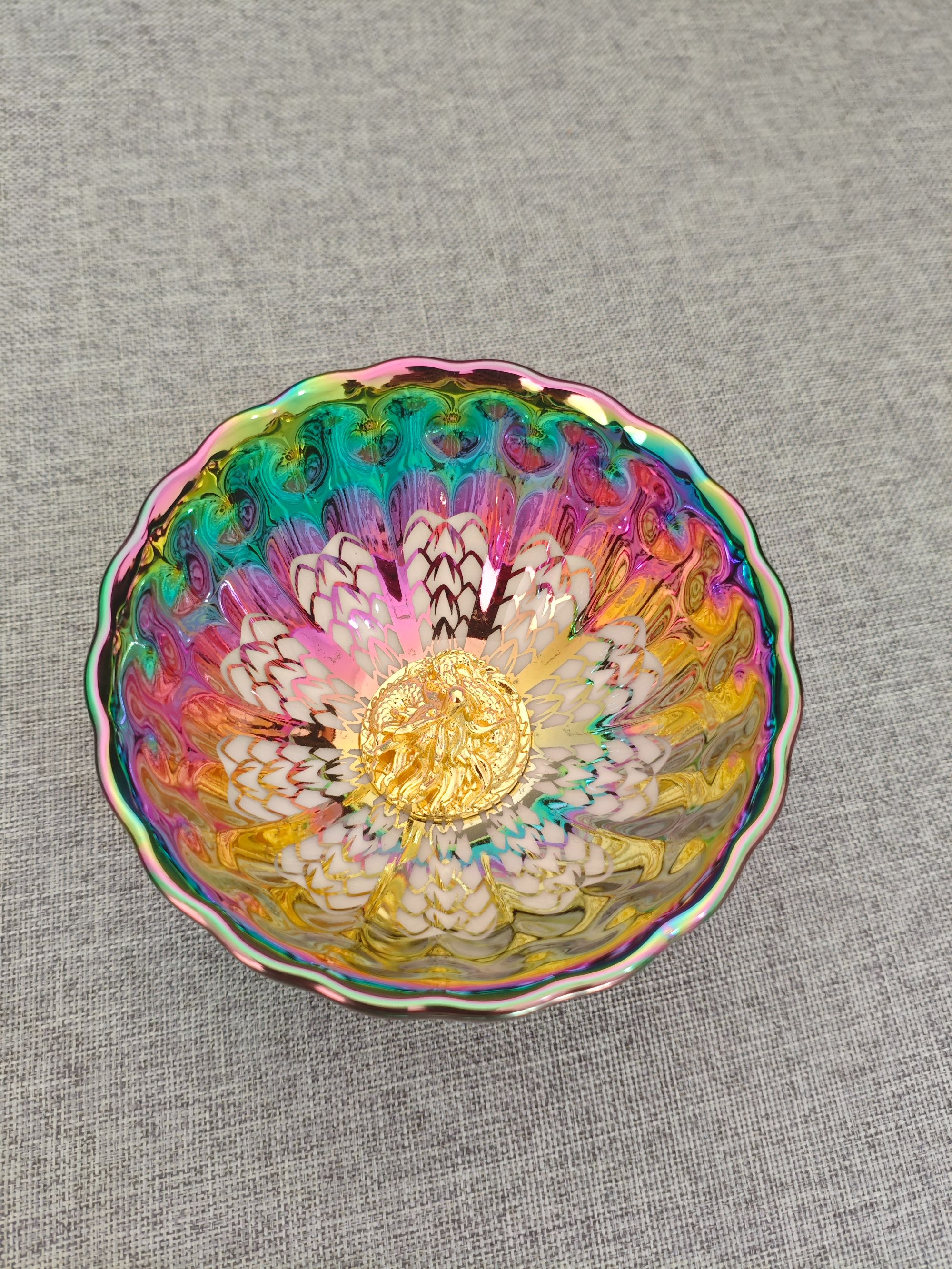 10 窑变七彩嵌龙陶瓷杯