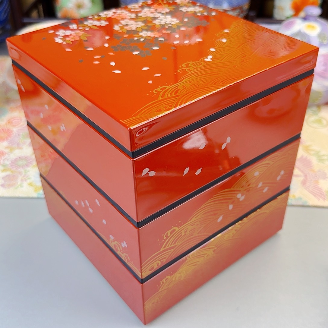 他家茶具瓷器真美！！