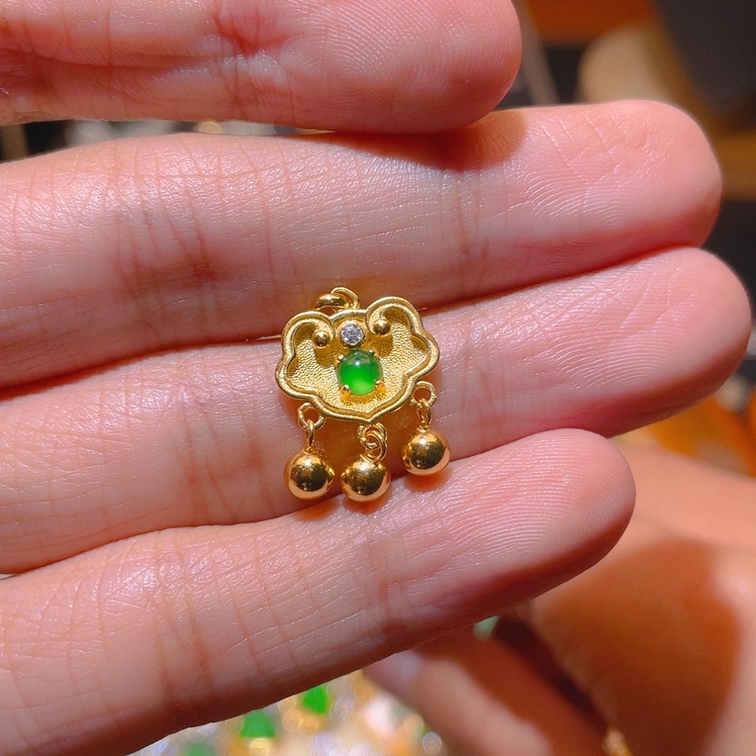 翡翠吊坠(不含链)银S925镶嵌