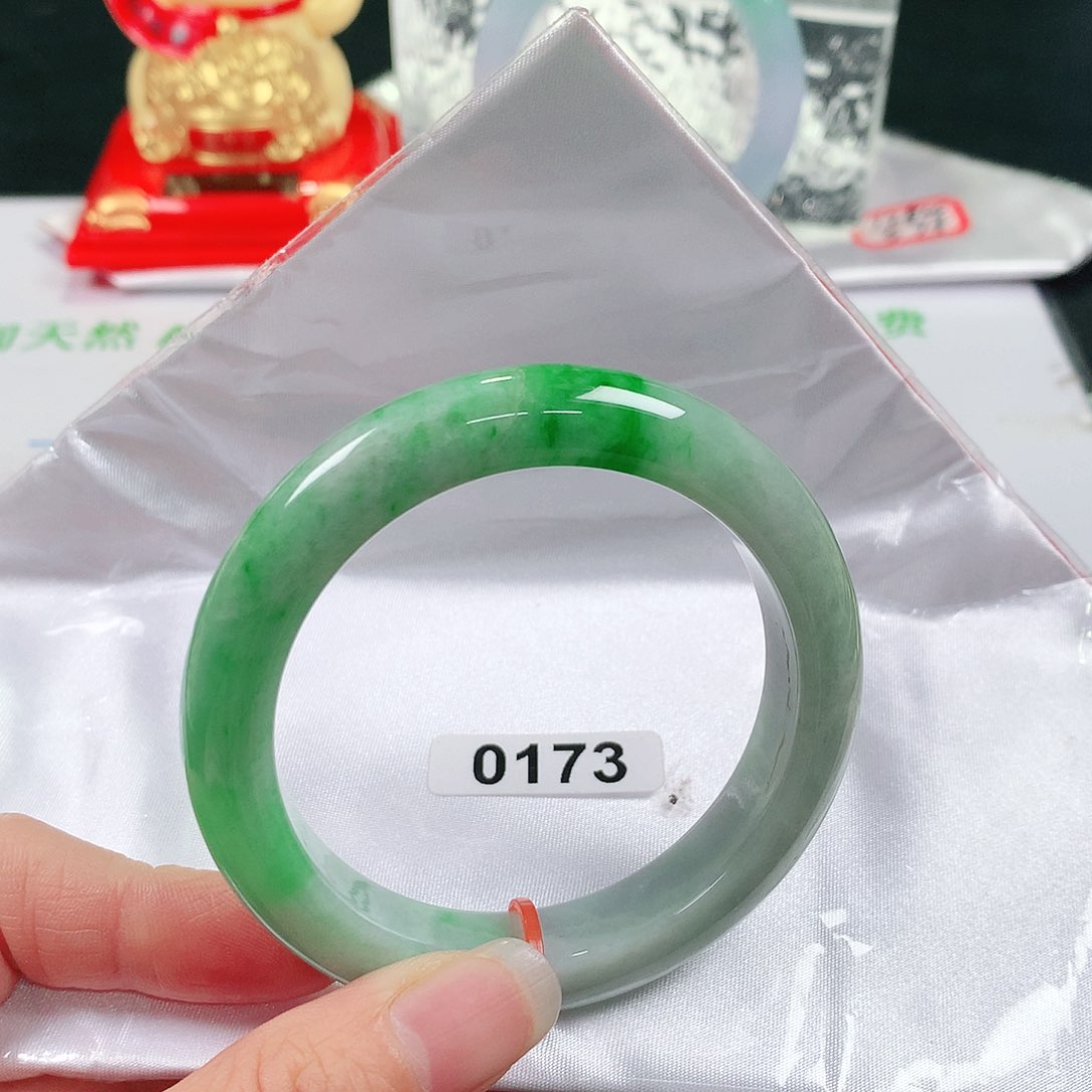 翡翠未镶嵌手镯  编号0173 正圈55