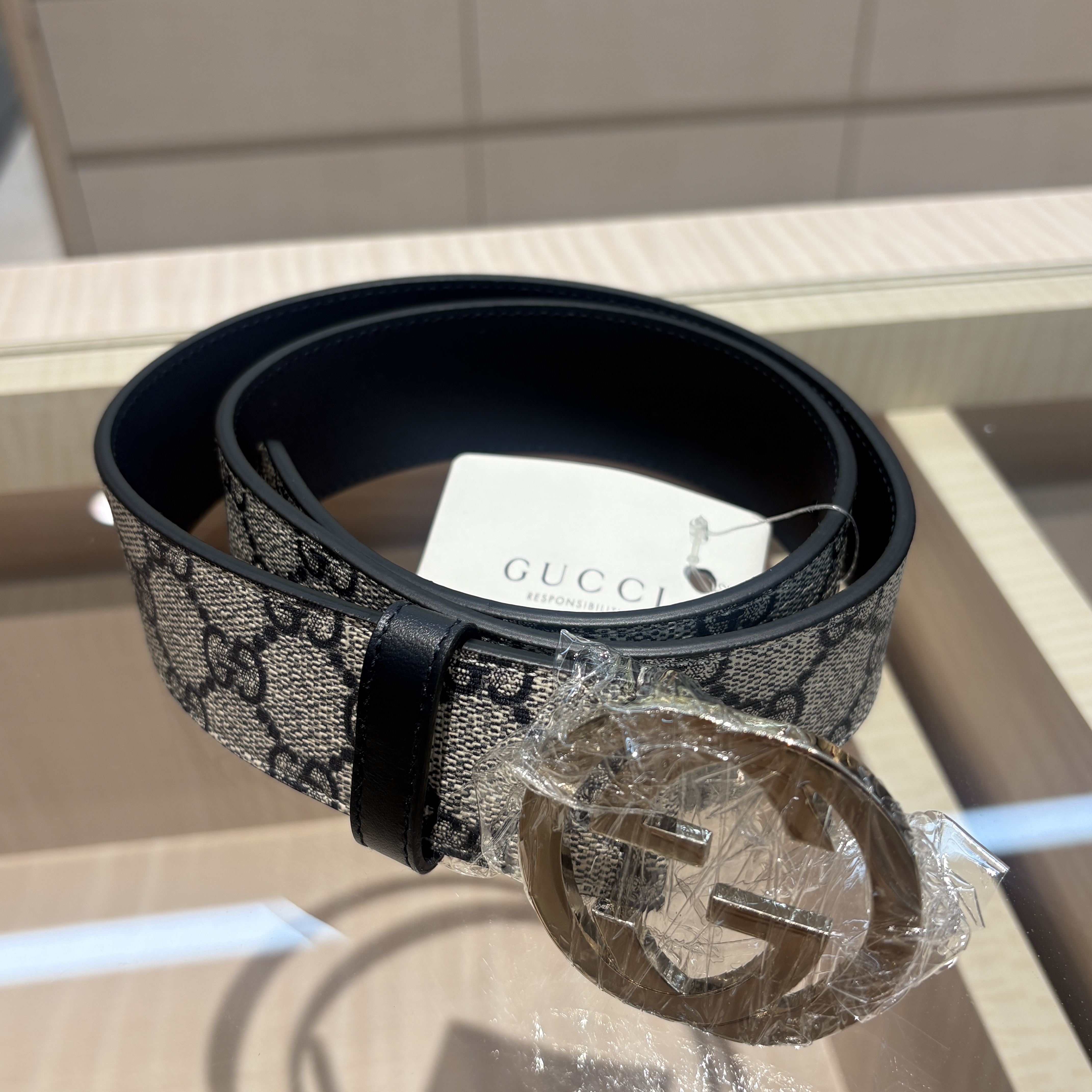 未使用 GUCCI/古驰 印花设计 皮革 皮带 男女同款情侣款 米色