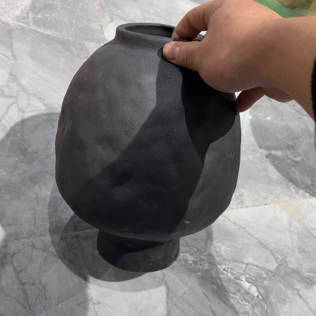 摆件陶瓷花瓶高28口8瑕疵