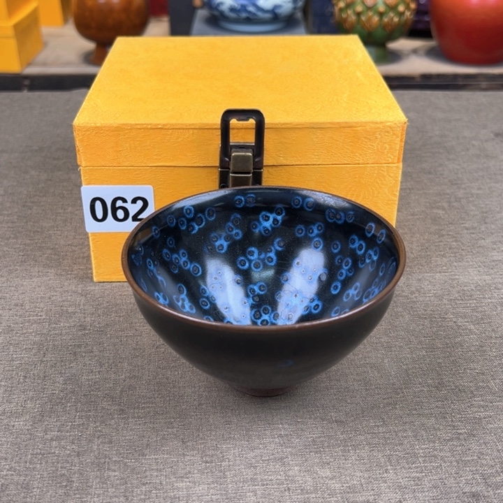 摆件陶瓷高端赏器